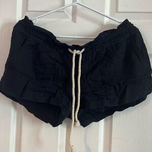 Black shorts from Roxy